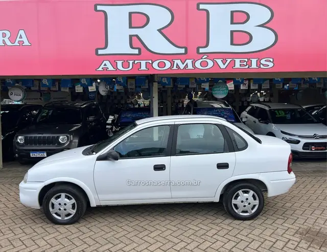 Carro Chevrolet Classic 2010 Life 1.0 VHCE (Flex)