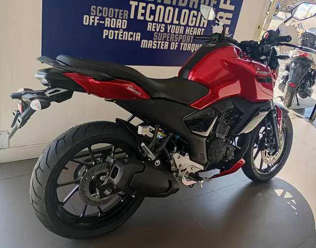 Moto Yamaha Fazer FZ15 2025 ABS Connected