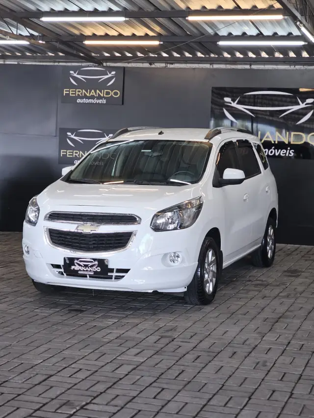 Carro Chevrolet Spin 2017 LTZ 7S 1.8 (Flex)