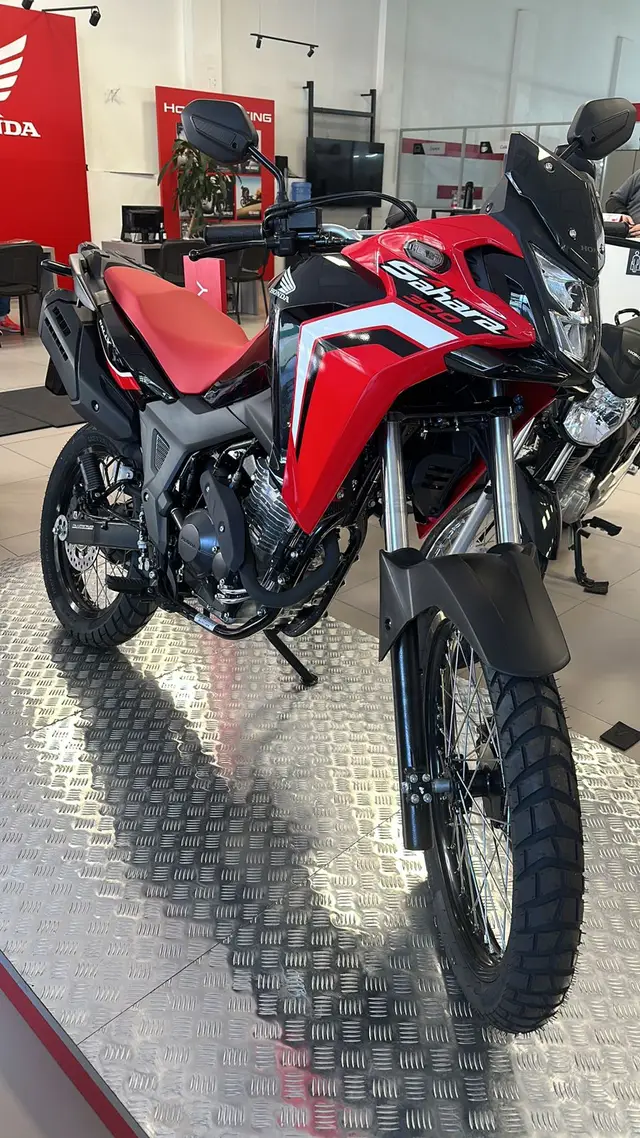 Carro Honda XRE Sahara 300 2025 Rally