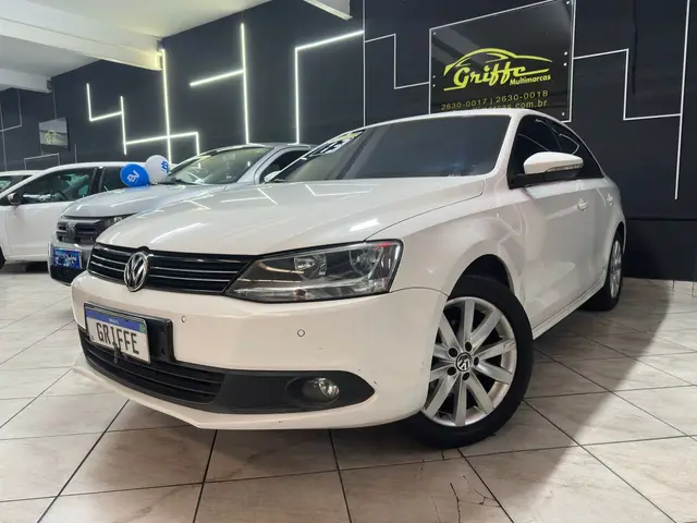 Carro Volkswagen Jetta 2013 2.0 Comfortline Tiptronic (Flex)