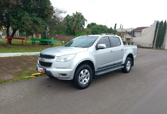 Carro Chevrolet S10 Cabine Dupla 2015 S10 2.8 CTDi 4x2 LTZ (Cab Dupla) (Aut)