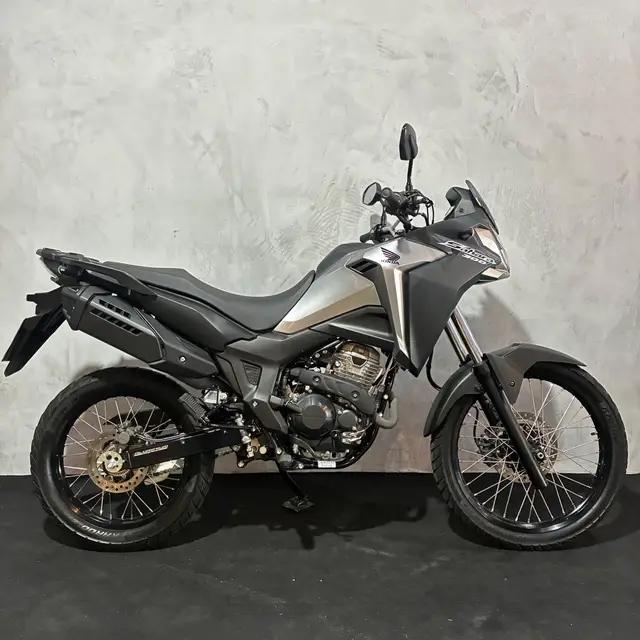 Carro Honda XRE Sahara 300 2024 ABS