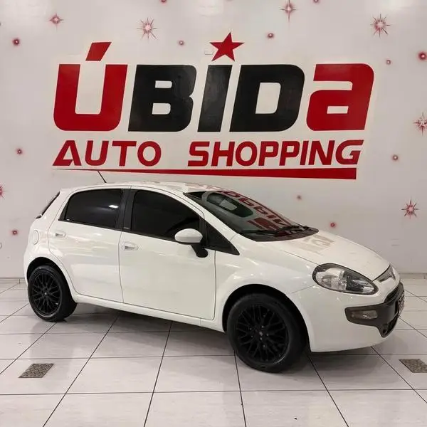 Carro Fiat Punto 2014 Essence 1.6 16V (Flex)