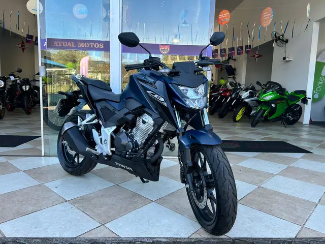 Moto Honda CB 300F Twister 2025 (ABS)