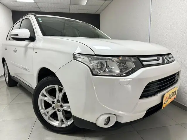 Carro Mitsubishi Outlander 2015 GT 4WD 3.0 V6 (Aut)