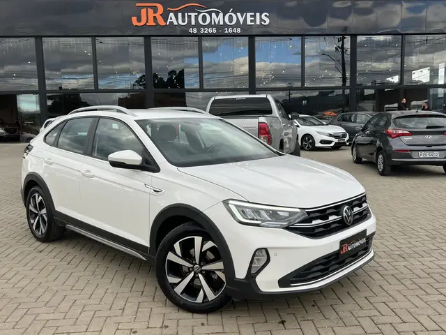 Carro Volkswagen Nivus 2023 Highline 200 TSI