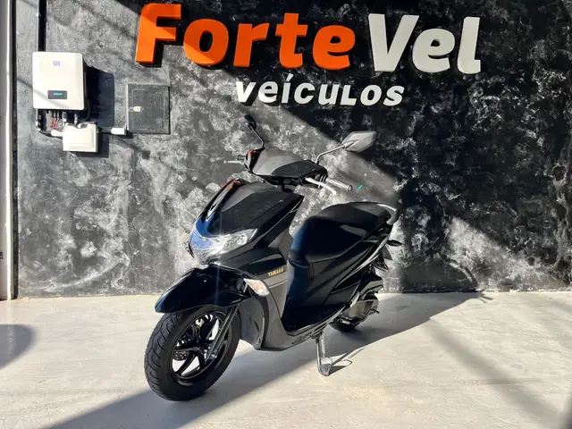 Carro Yamaha Fluo 2024 ABS