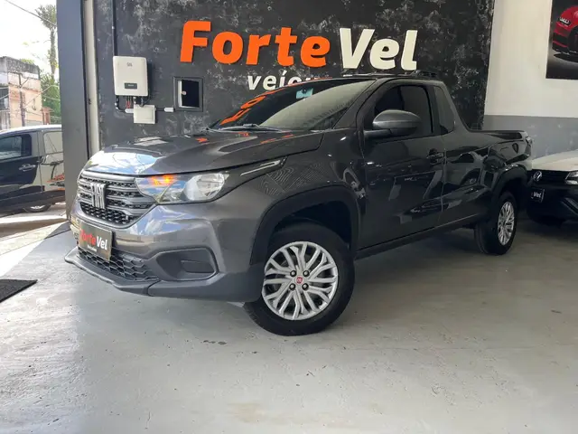Carro Fiat Strada 2023 Endurance 1.4 Cabine Plus (Flex)