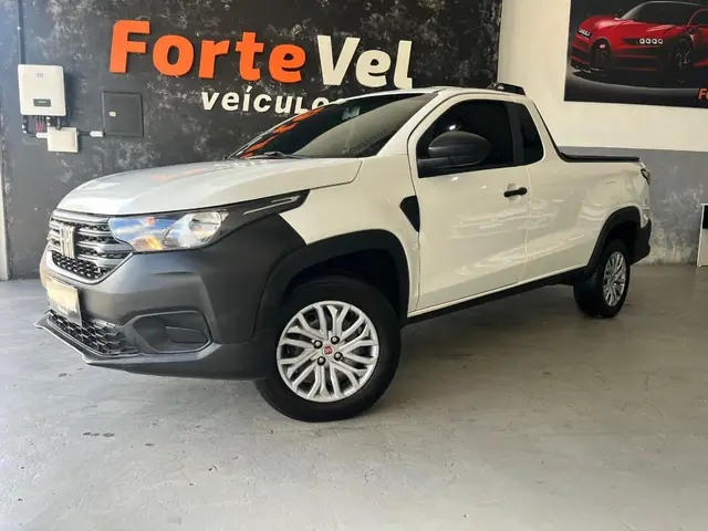 Carro Fiat Strada 2023 Endurance 1.4 Cabine Plus (Flex)