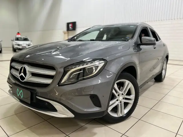 Carro Mercedes-Benz GLA 200 2015 GLA 200 1.6 Vision