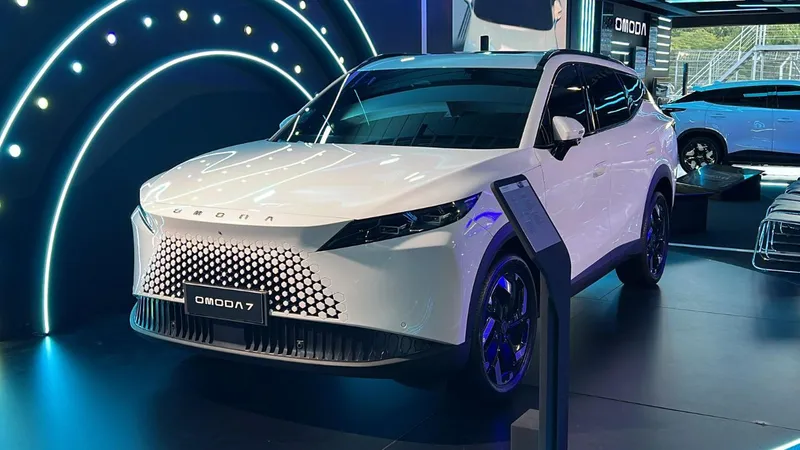 Novo Omoda 7 é hibrido contra BYD e tem data para chegar