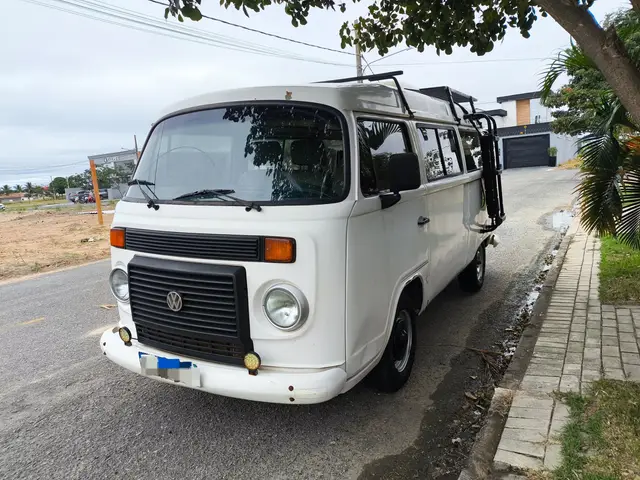 Carro Volkswagen Kombi 2009 Standard 1.4 (Flex)