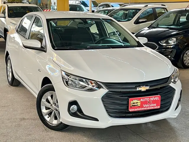 Carro Chevrolet Onix Plus 2020 1.0 LT Turbo (Flex)