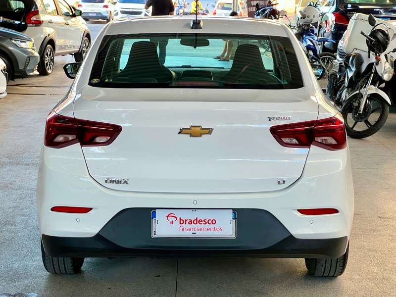 CHEVROLET Onix Plus