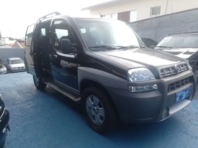 Carro Fiat Doblò 2008 Adventure 1.8 8V (Flex)