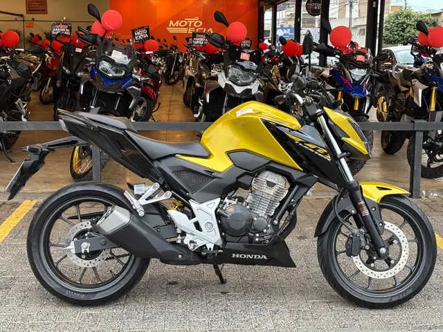 Moto Honda CB 300F Twister 2023 (ABS)