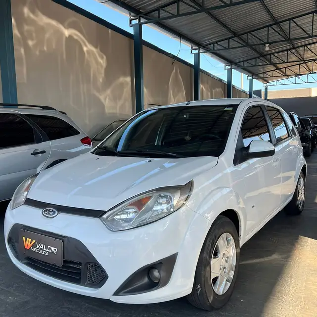 Carro Ford Fiesta Hatch 2014 S Rocam 1.0 (Flex)
