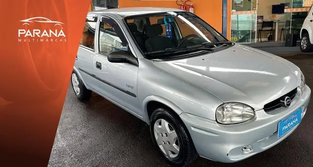 Carro Chevrolet Classic 2005 Corsa Sedan  Life 1.0 VHC