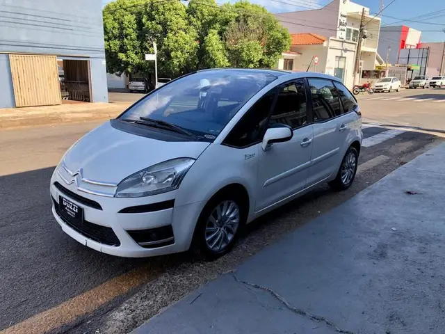Carro Citroën C4 Picasso 2014 2.0 16V BVA (Aut)