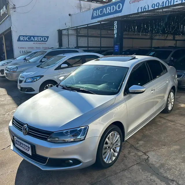 Carro Volkswagen Jetta 2012 2.0 TSI Highline DSG