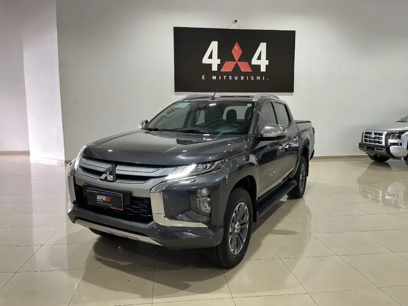 Mitsubishi L200 Triton Sport HPE-S 2.4 DID-H 4x4 (Aut)