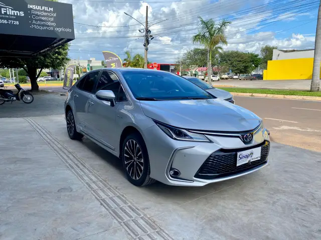 Carro Toyota Corolla 2024 Altis Hybrid Premium 1.8 Flex