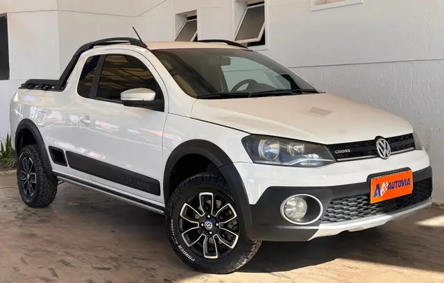 Carro Volkswagen Saveiro 2015 Cross 1.6 16v MSI CE (Flex)