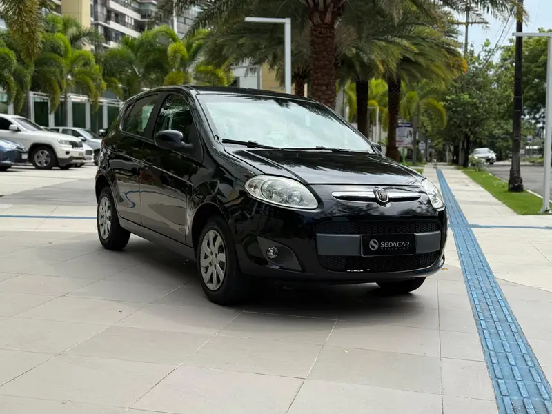 Fiat Palio Attractive 1.4 8V (Flex)