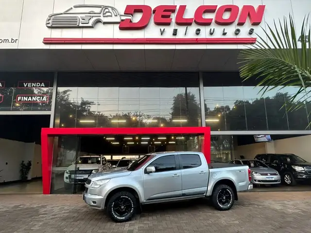 Carro Chevrolet S10 Cabine Dupla 2013 S10 LT 2.8 diesel (Cab Dupla) 4x2
