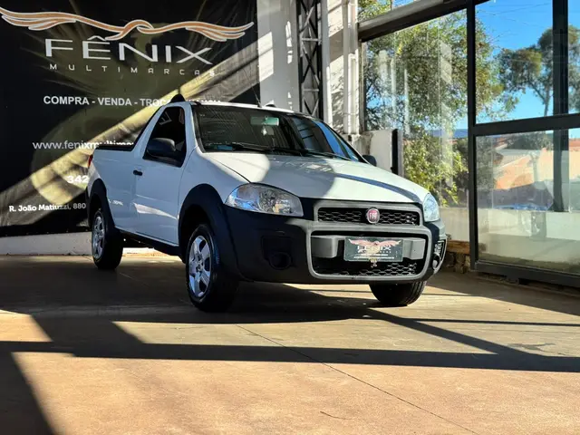 Carro Fiat Strada 2016 Working 1.4 (Flex)