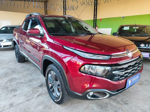 Carro Fiat Toro 2018 Freedom 2.4 TigerShark AT9 (Flex)