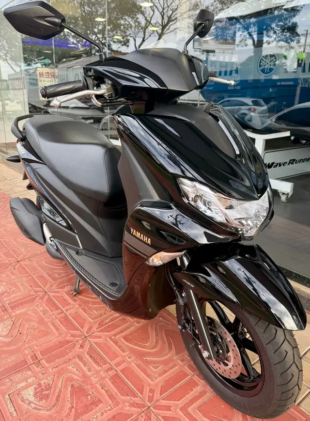 Carro Yamaha Fluo 2024 ABS