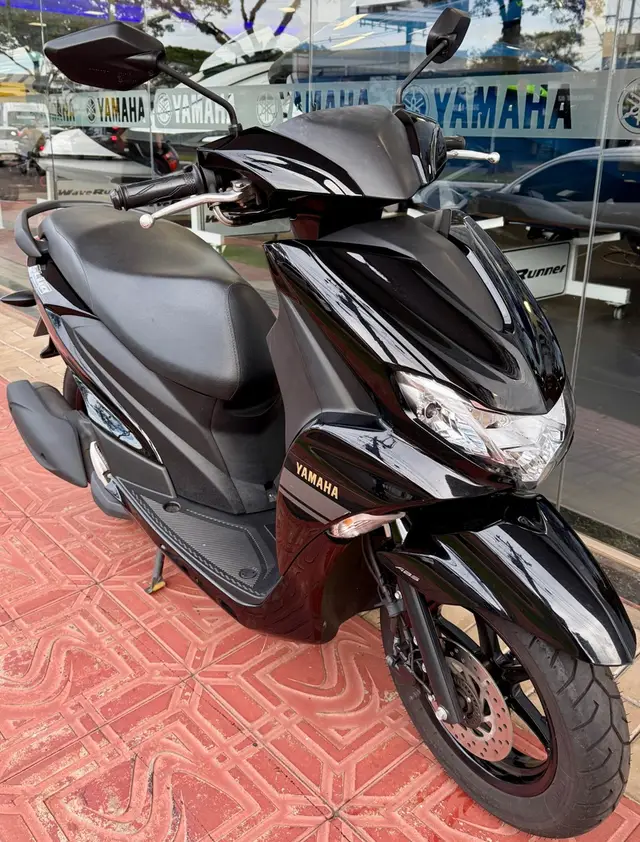 Carro Yamaha Fluo 2024 ABS