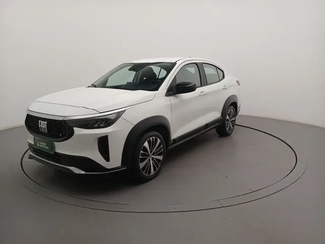 Carro Fiat Fastback 2024 Audace