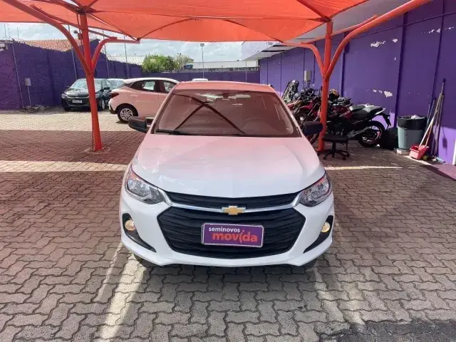 Carro Chevrolet Onix 2024 1.0