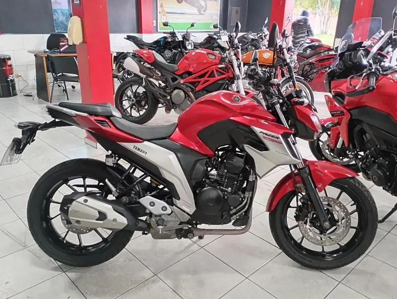 Yamaha Fazer FZ25 ABS
