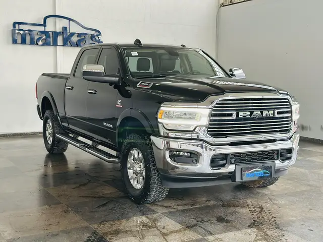 Carro RAM 3500 2022 Laramie 6.7
