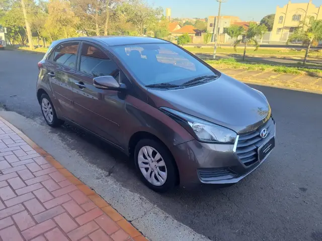 Carro Hyundai HB20 2017 1.6 Comfort Plus (Aut) (Flex)