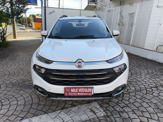 Carro Fiat Toro 2017 Freedom 1.8 AT6 4x2 (Flex)