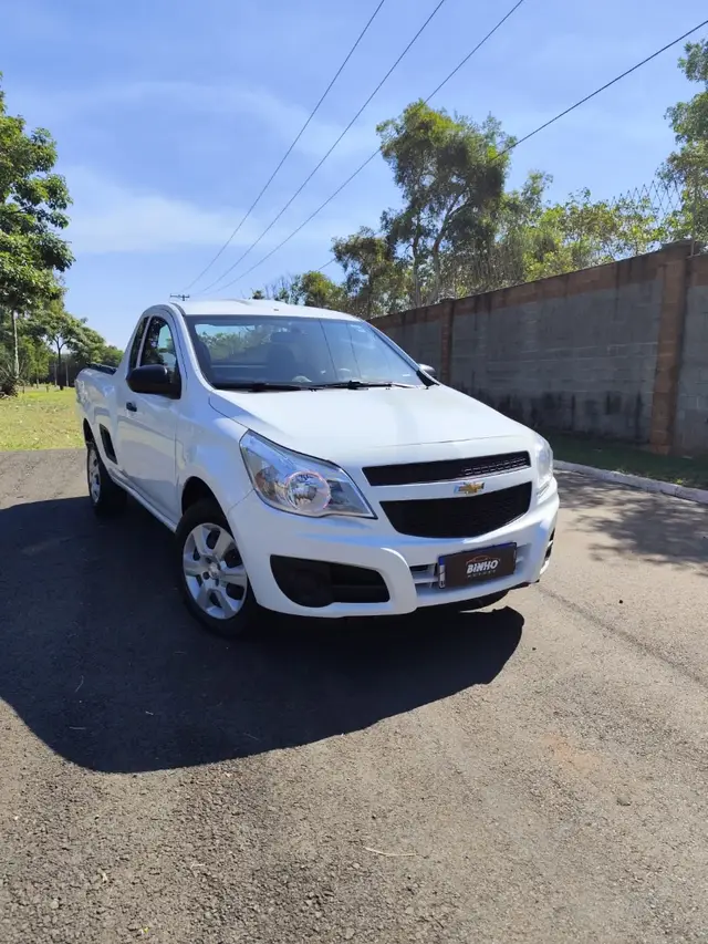 Carro Chevrolet Montana 2021 LS 1.4 (Flex)