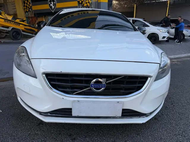 Carro Volvo V40 2015 2.0 T4 Dynamic