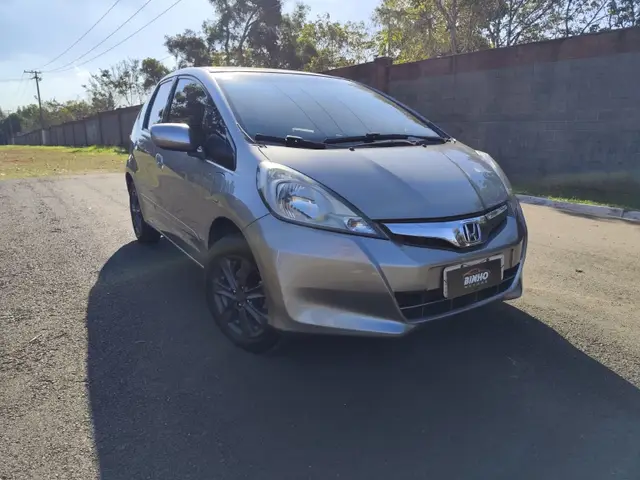 Carro Honda Fit 2014 LX 1.4 (flex)