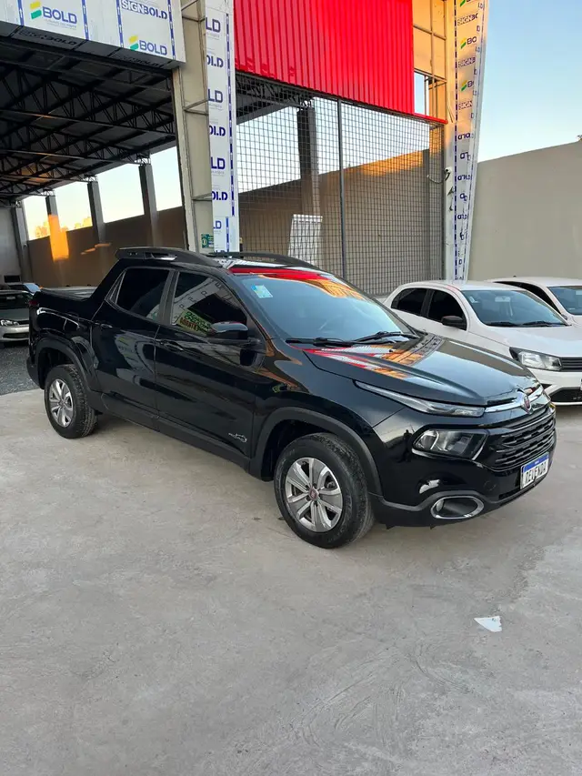 Carro Fiat Toro 2018 Freedom Road 1.8 16V Flex Aut.