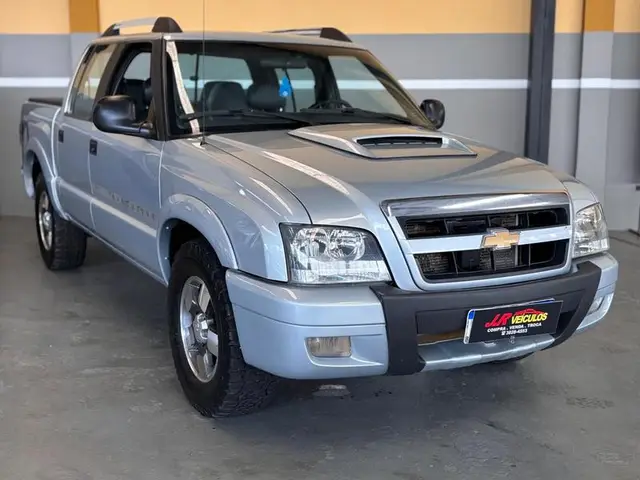 Carro Chevrolet S10 Cabine Dupla 2011 S10 Executive 4x2 2.4 (Flex) (Cab Dupla)
