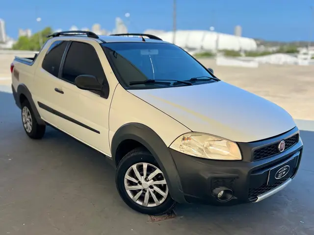 Carro Fiat Strada 2016 Working 1.4 (Flex) (Cabine Dupla)