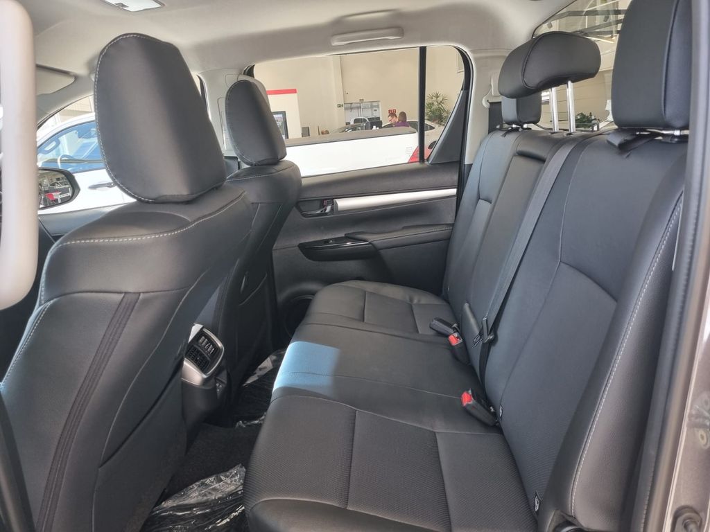 Hilux Cabine Dupla SRX Plus 4x4 2.8 Diesel