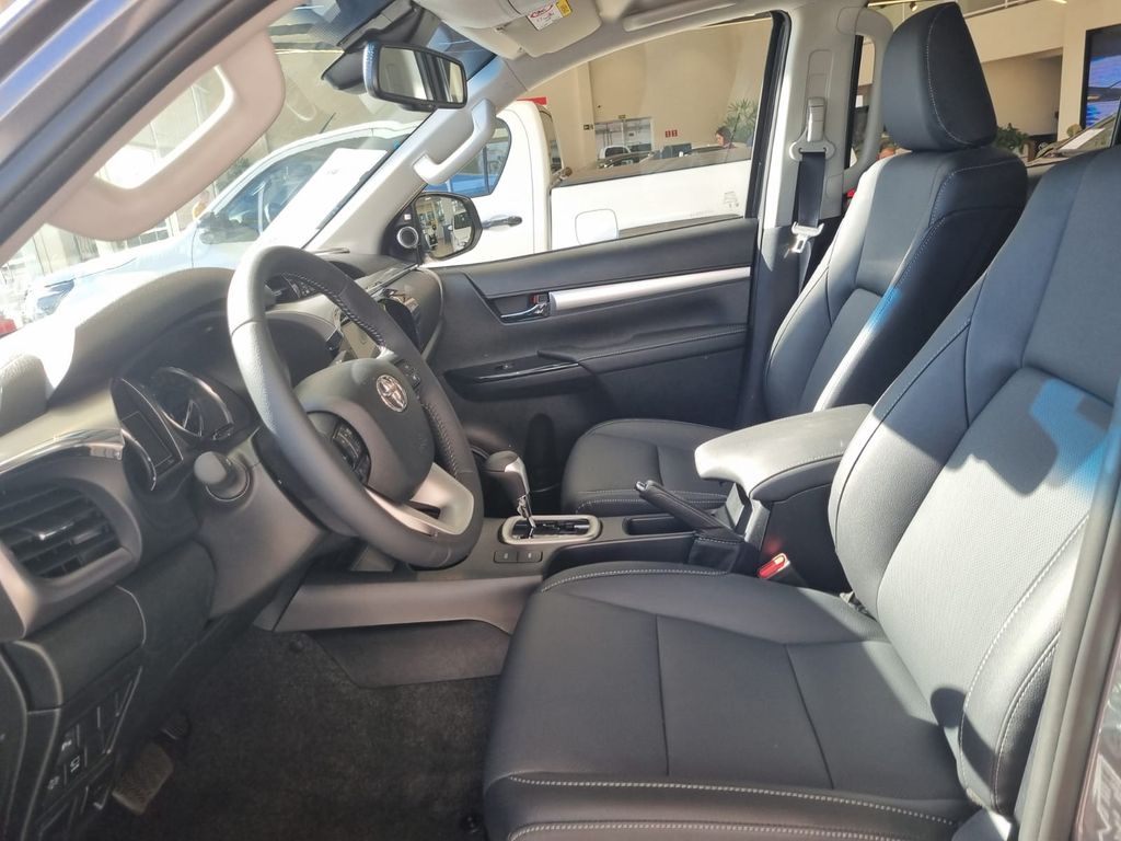Hilux Cabine Dupla SRX Plus 4x4 2.8 Diesel