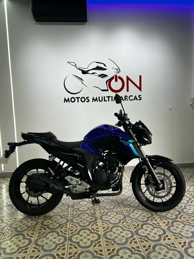 Moto Yamaha YS 250 Fazer 2024 ABS
