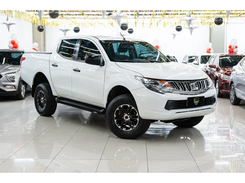 Mitsubishi L200 Triton Sport GL 2.4 DID-H 4x4 (Aut)
